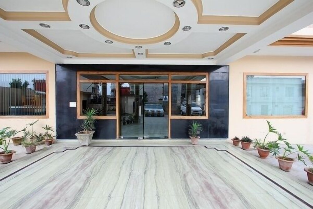 Hotel Jagdambay in Katra, India