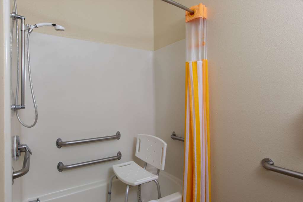 La Quinta Inn by Wyndham Lincoln Nebraska - photo 22