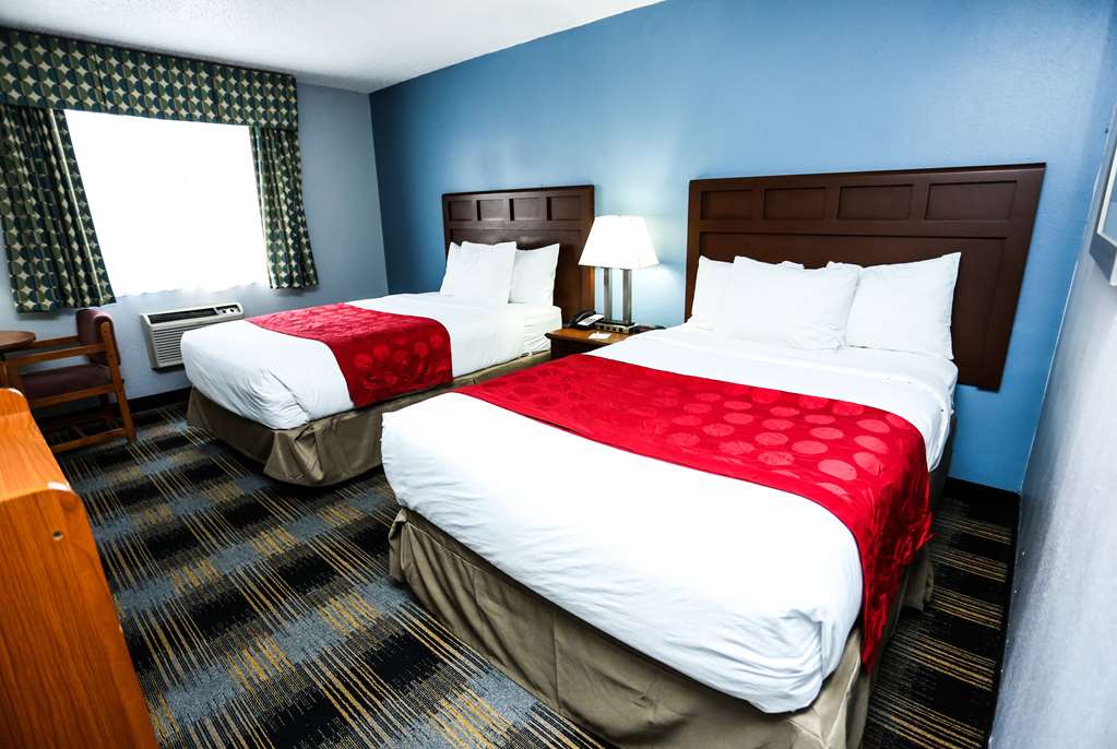 Super 8 by Wyndham Villa Rica - photo 16