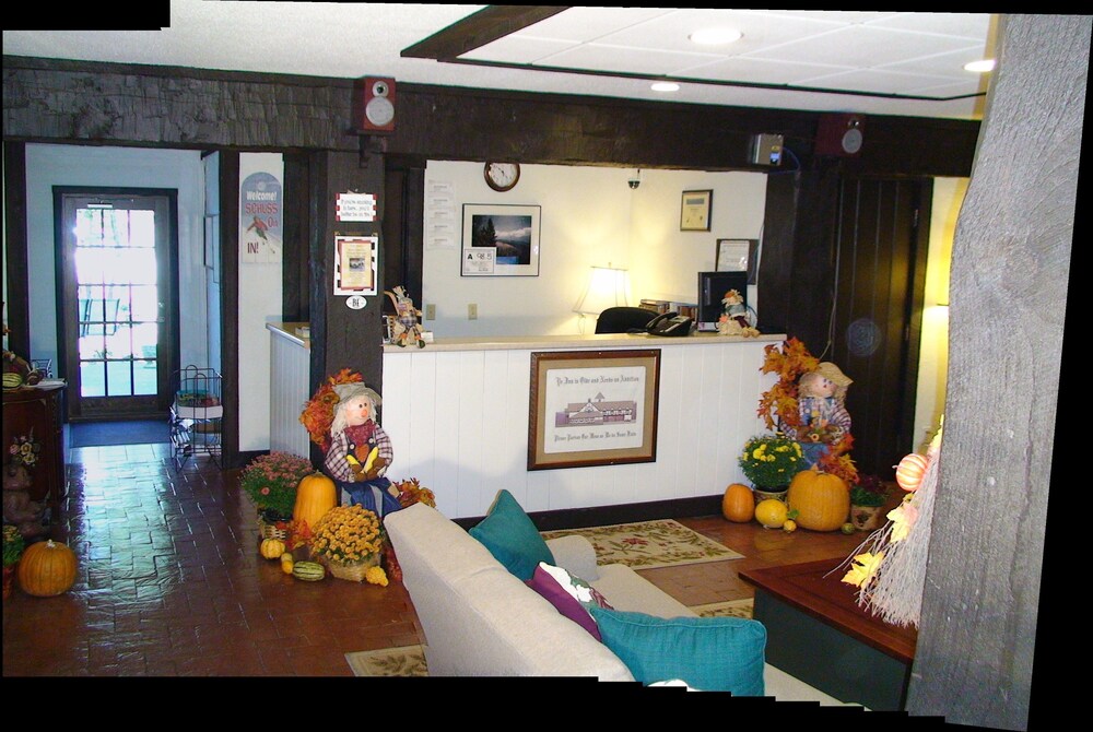 Beech Mountain Inns - photo 4