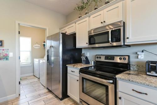 The LUX @ Stonebridge Close to SDC Resort Amenities - photo 41