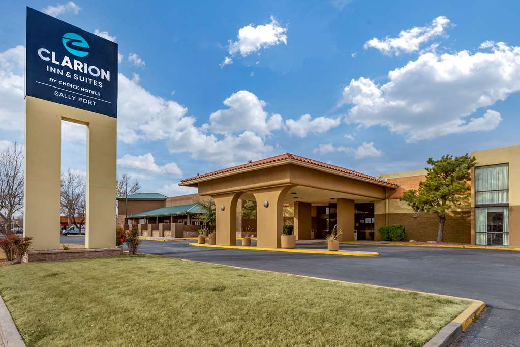 Clarion Inn and Suites Roswell NM in Roswell, United States