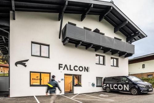 Falcon Suites Kaprun — 4-Star Luxury Hotel in Kaprun, Austria