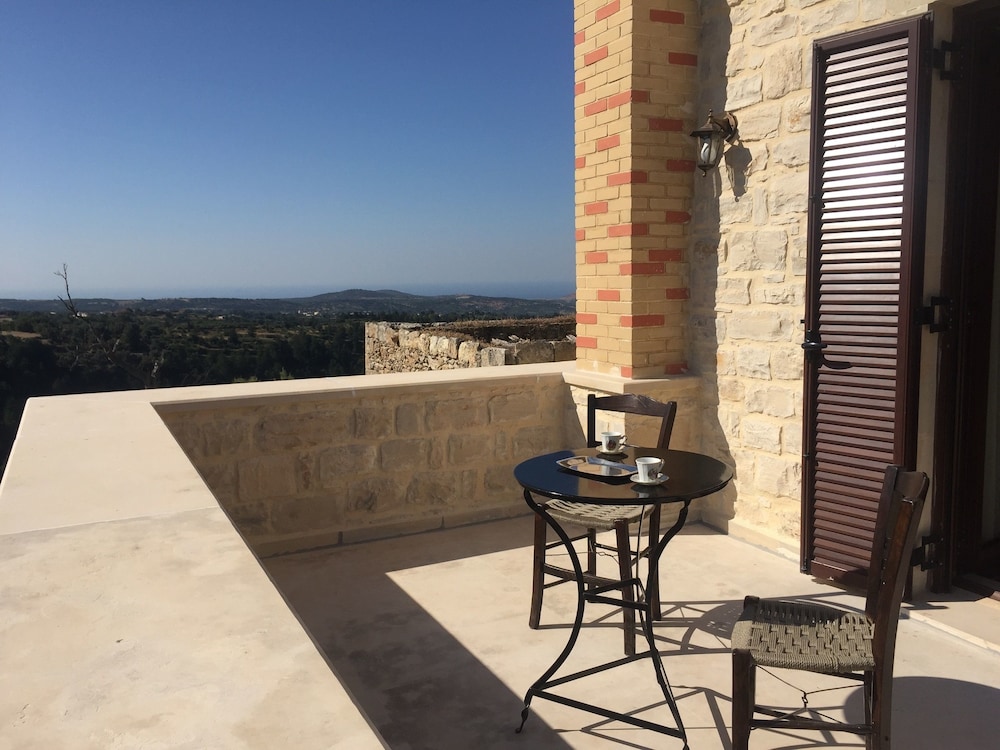 Dim Art Stone House — 4-Star Luxury Hotel in Agios Vasileios, Greece