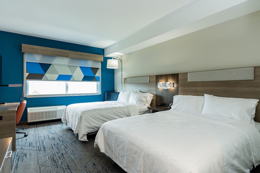 Holiday Inn Express & Suites Charlottesville by IHG - photo 51