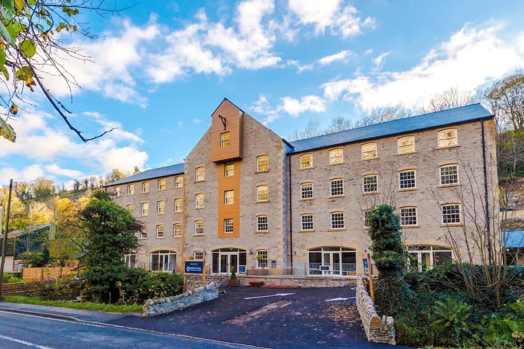 Rock Mill 2 Bedroom Duplex Apartments — 4-Star Luxury Hotel in Hope Valley, United Kingdom