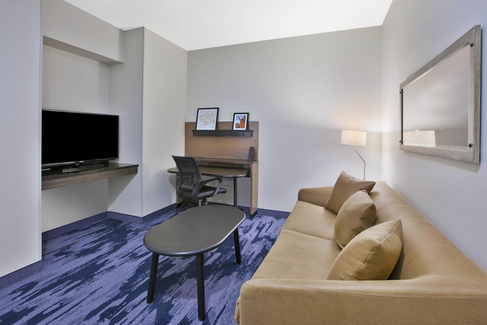Fairfield Inn & Suites by Marriott Milwaukee Downtown - photo 14