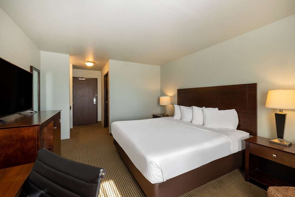 Baymont by Wyndham Rapid City - photo 17