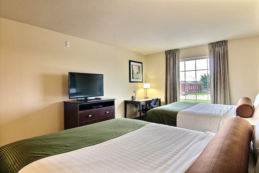 AmeriVu Inn & Suites Crookston - photo 7