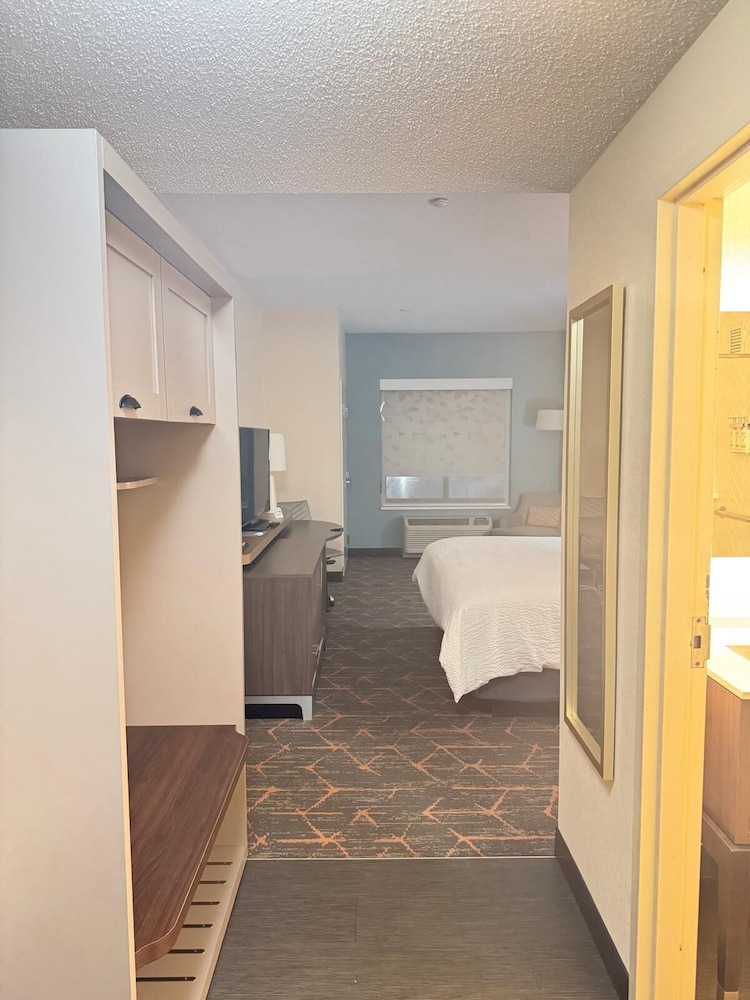 Holiday Inn Cheshire Southington by IHG - photo 17