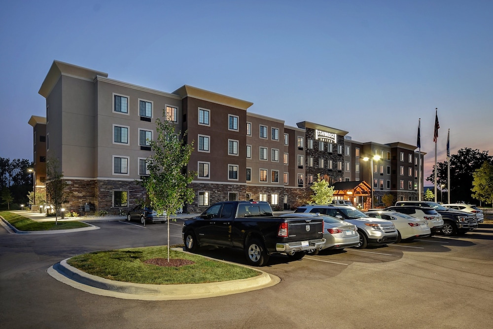 Staybridge Suites Holland by IHG - photo 47