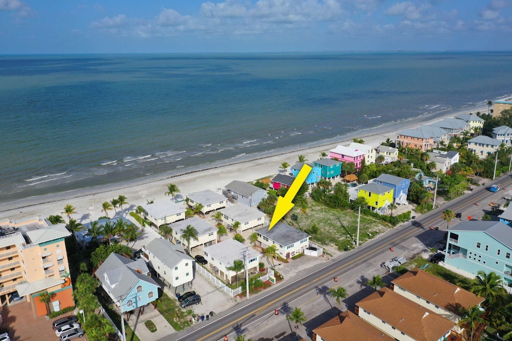 Bahama Beach Club - photo 23
