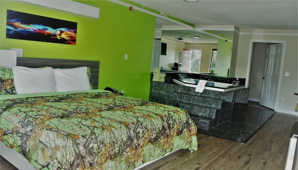 Classic Motor Lodge West Green - photo 47