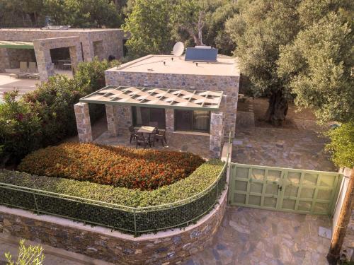 Ouzo Stone Studio in Plomari, Greece