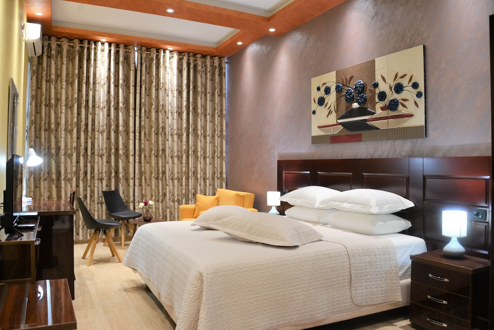 Comfort Hotel — Fier — photo 3