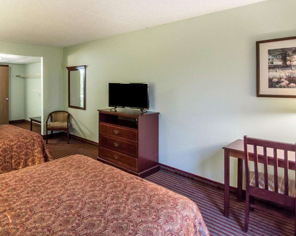 Rodeway Inn Lakeville Finger Lakes Area - photo 11