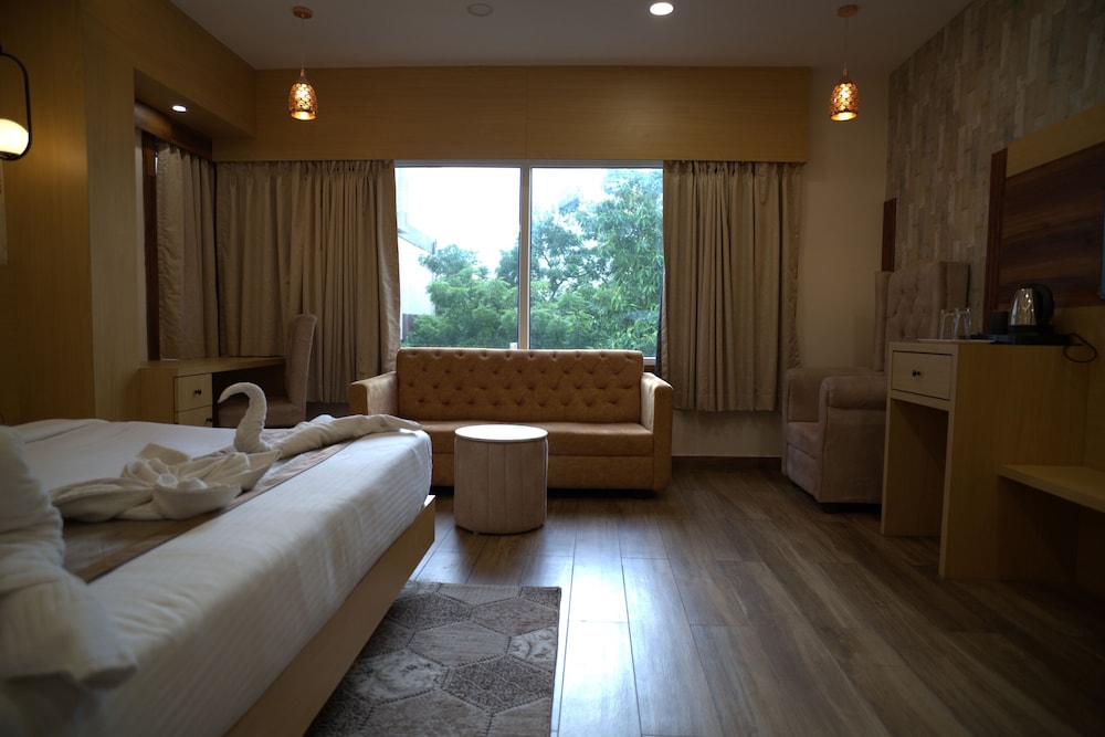 Hotel Sonali Golden Palace