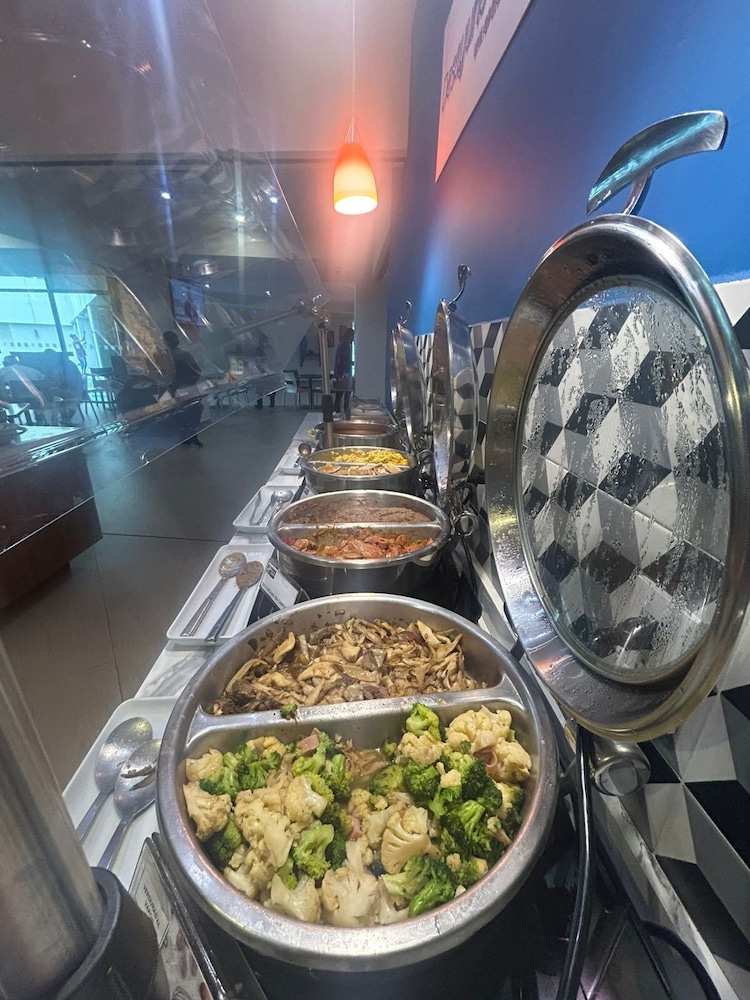Holiday Inn Express Mexico Aeropuerto by IHG