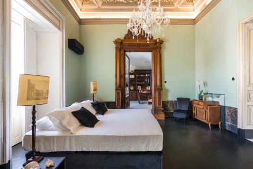 Dimora Paternò Del Grado — 4-Star Luxury Hotel in Catania, Italy