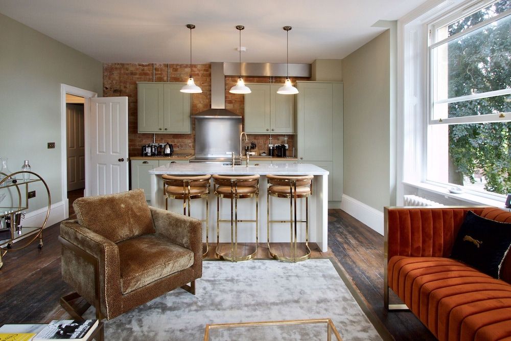 Old Bank Apartments — 4-Star Luxury Hotel in Stamford, United Kingdom
