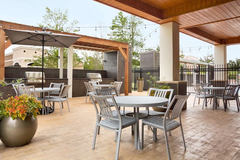 Home2 Suites by Hilton Shenandoah The Woodlands - photo 33