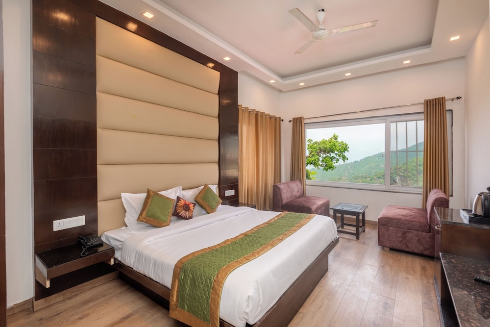 Hotel 30 Degree North Mussoorie in Mussoorie, India