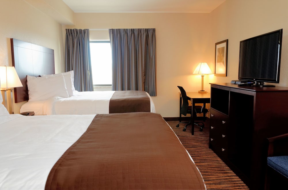 Cobblestone Inn & Suites Denison Oak Ridge - photo 24
