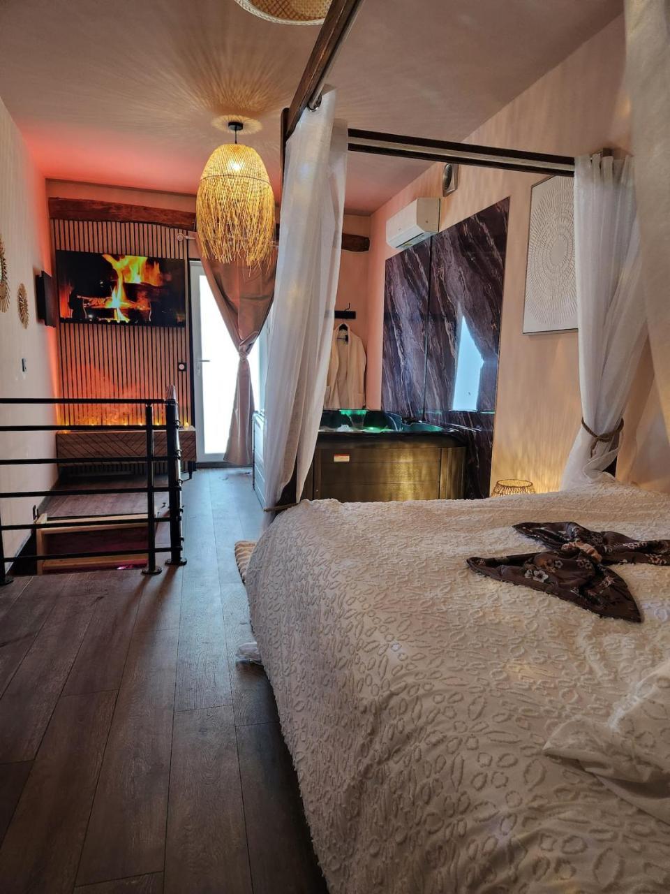 Loveroom Romantique la Mure — hotel in La Mure