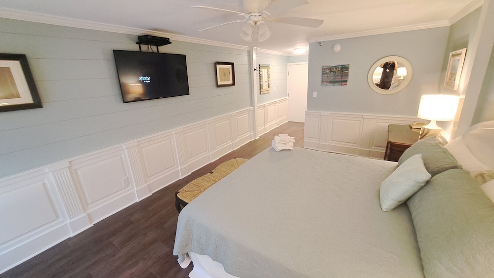 Saint Simons Inn by the Lighthouse - photo 97
