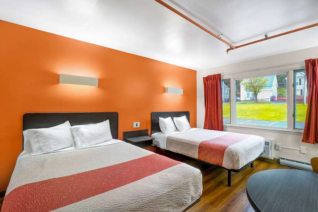Motel6 Ilion NY - photo 21