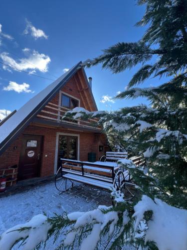 Villat Relax in Unknown City, Kosovo