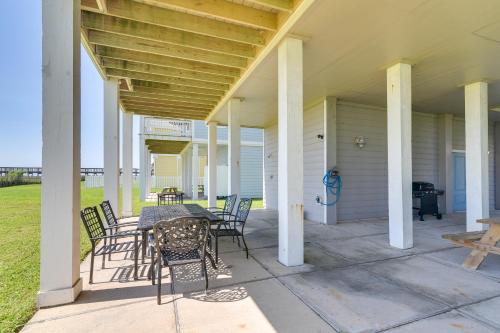 Walk to Beach Galveston Home with Resort Perks - photo 27