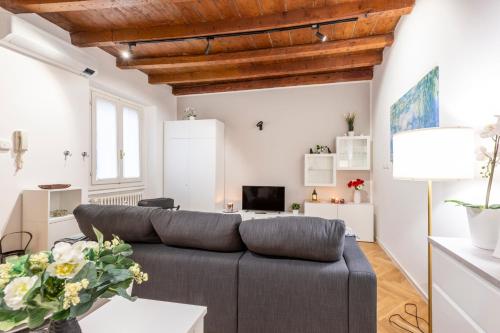 Monte Nero 62 Comodo e in posizione centrale — 4-Star Luxury Hotel in Milan, Italy