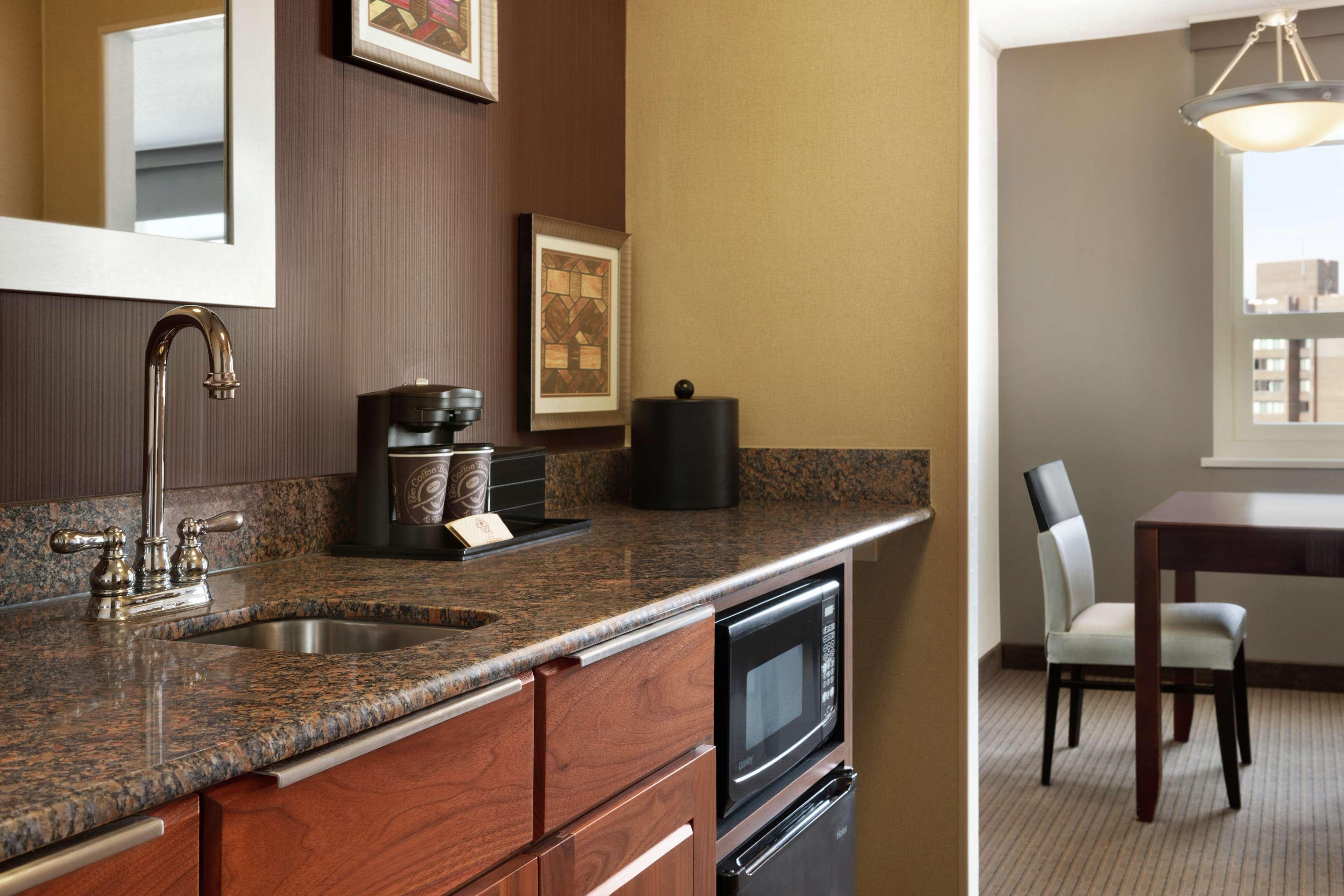 Embassy Suites by Hilton Baltimore Inner Harbor - photo 27