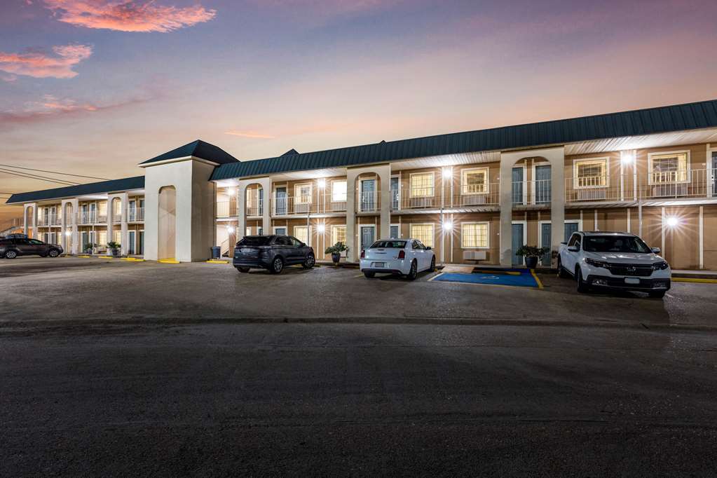 Quality Inn Forrest City I 40 - photo 47