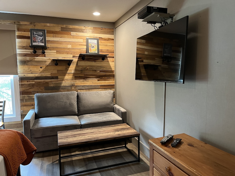 Mountainside Inn 207 by Alpine Lodging Telluride - photo 7