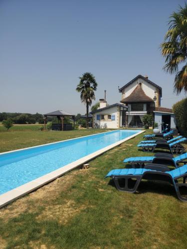 La Gare - carbon neutral hotel in Unknown City