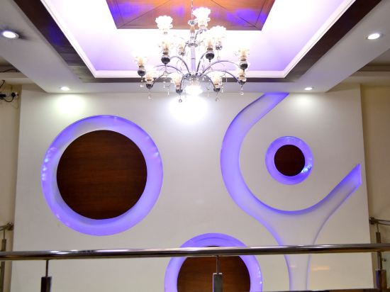 Hotel Interior/Public Areas