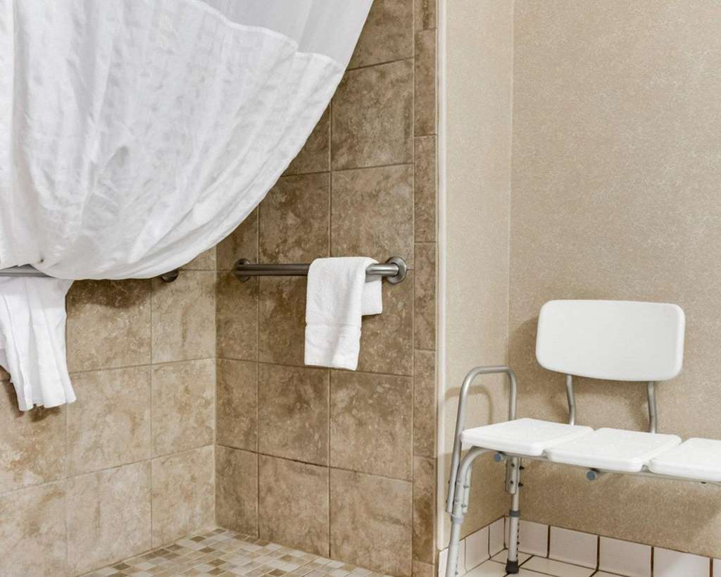 Comfort Inn Jamestown South - photo 15
