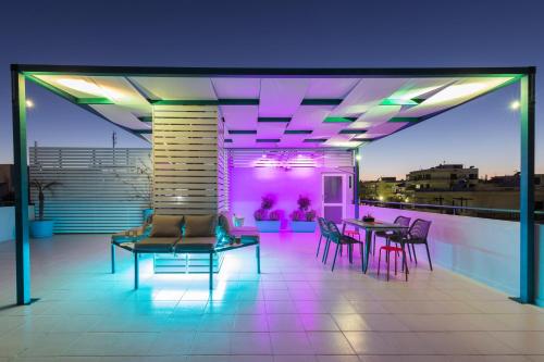 Groovy & Cozy APT with Private Seaview Rooftop Terrace — 4-Star Luxury Hotel in Rodos, Greece