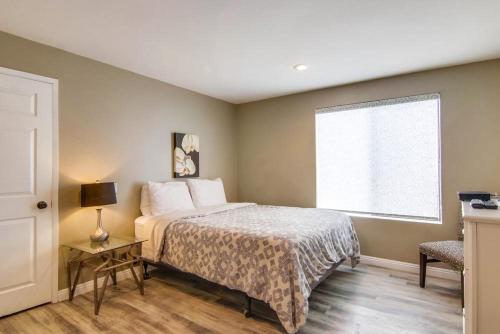 Beach Style 1 — 4-Star Luxury Hotel in San Diego, United States