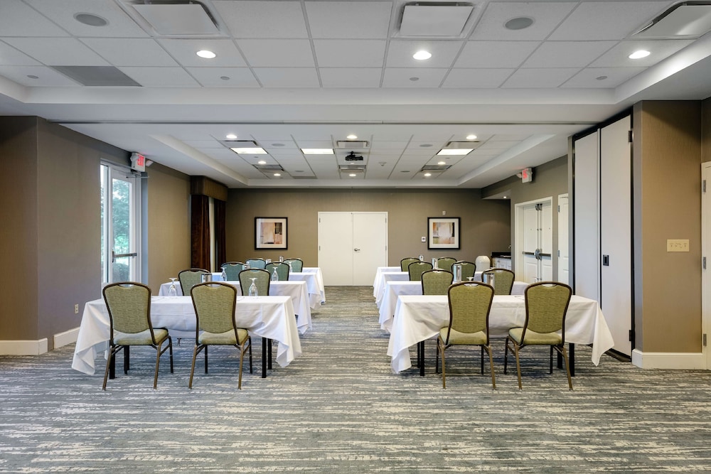 Hilton Garden Inn Mobile West I 65 Airport Blvd - photo 52
