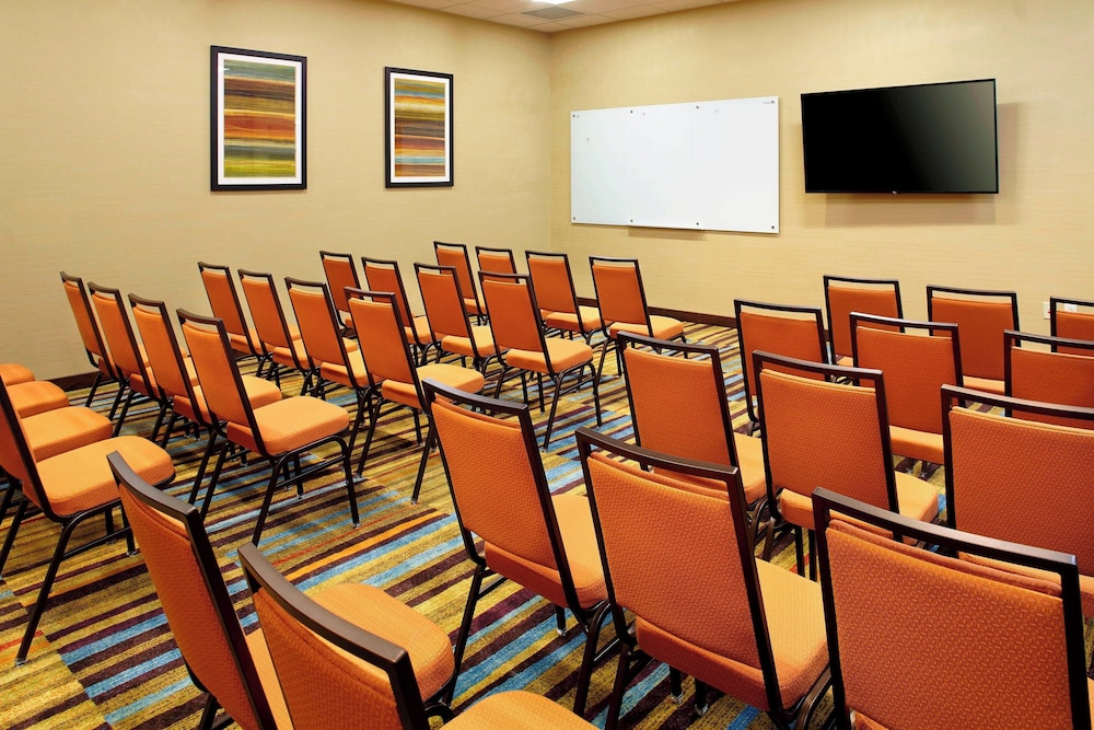 Fairfield by Marriott Inn & Suites Wheeling at The Highlands - photo 28