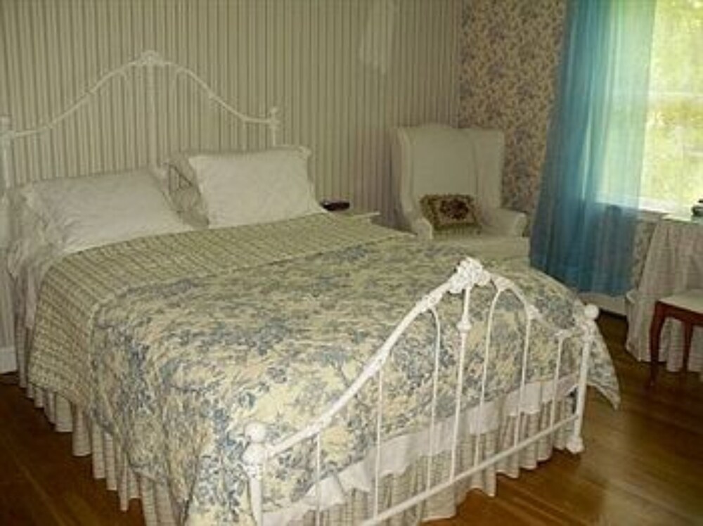 The Shearwater Inn - photo 9