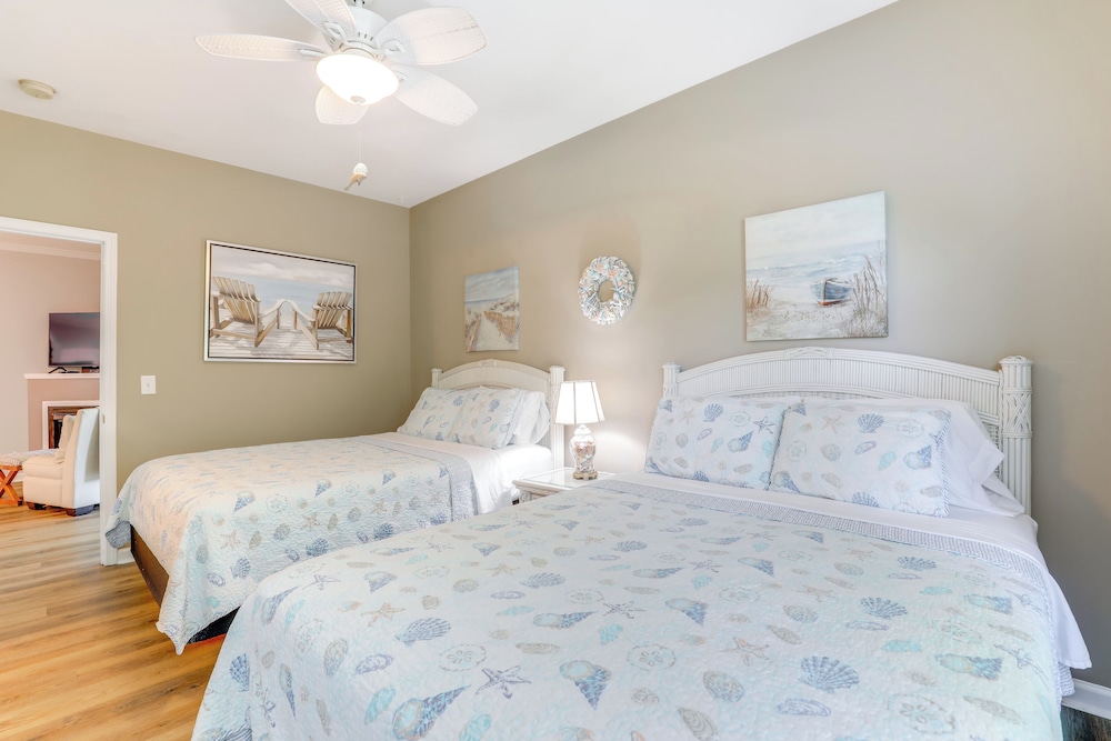 Less Than 2 Mi to Beach Savannah Shores Resort Condo - photo 18