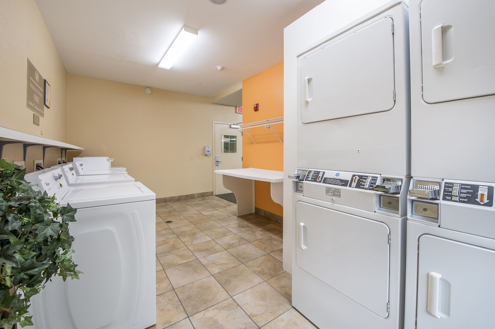 Candlewood Suites Houston Medical Center - photo 24