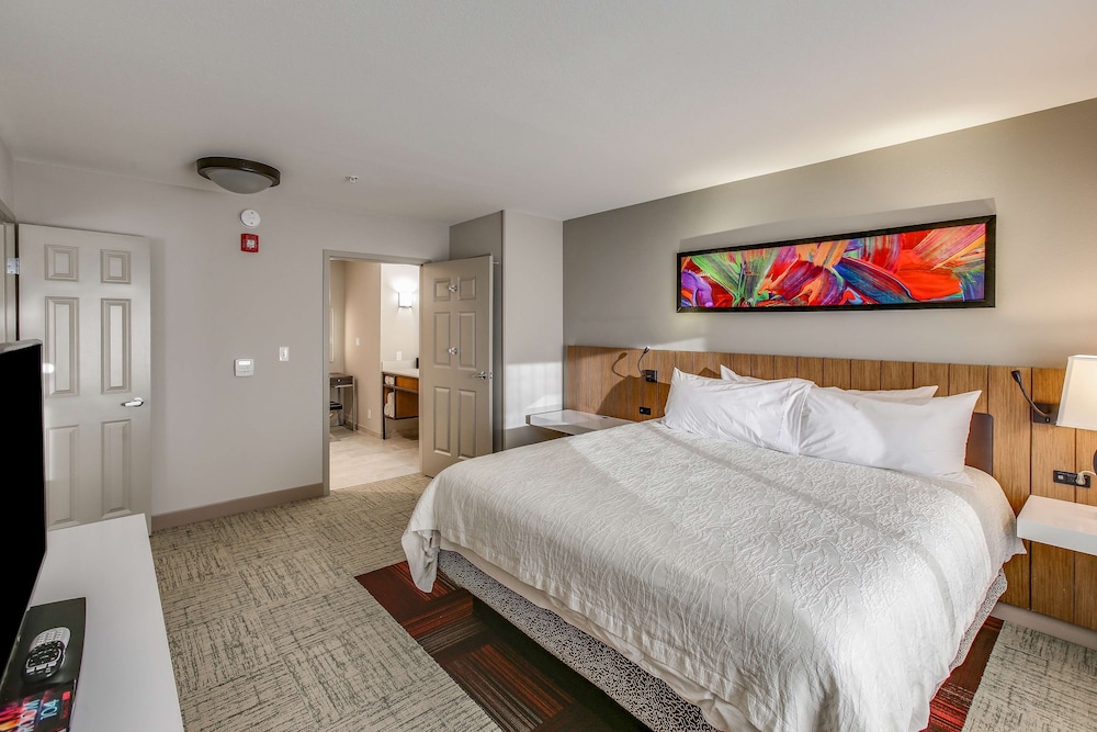Hilton Garden Inn Ames - photo 8