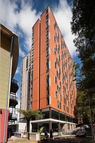 University Hall Apartments — 4-Star Luxury Hotel in Auckland, New Zealand