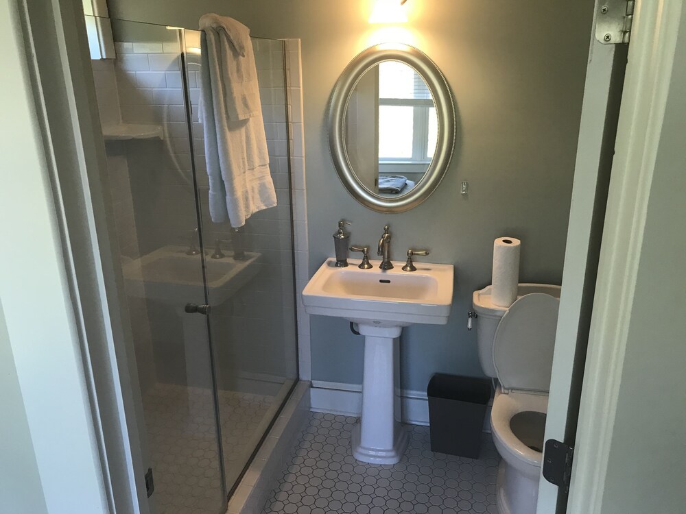 The Groome Inn - photo 28