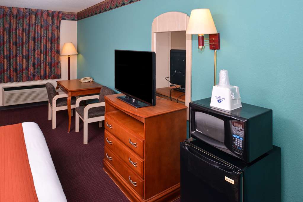 Americas Best Value Inn Wildersville - photo 12